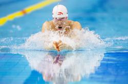 日本游泳天才少年斩获男子蝶泳冠军