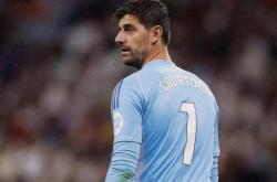 包含皇马中卫受伤，支柱缺席或成致命伤病的词条