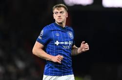 阿森纳签下瑞典前锋，备战英超比赛