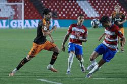 关于格拉纳达落败，遭逢联赛三连败的信息