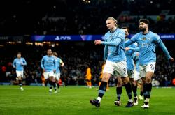 曼城逆袭成功，提前晋级16强！