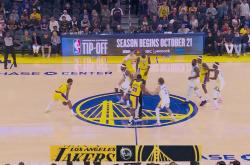 NBA战报：勇士惊险获胜湖人的简单介绍