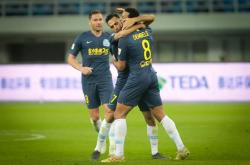 富力球员进攻凶猛，破敌得手积分