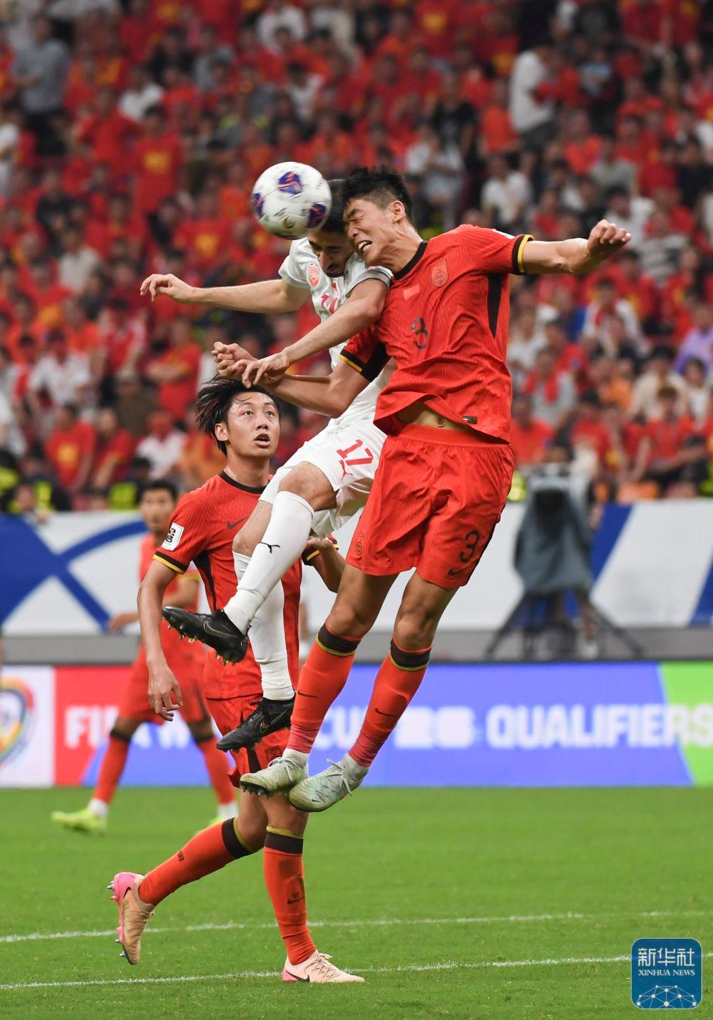 关键比赛中球队实力强劲，成功晋级